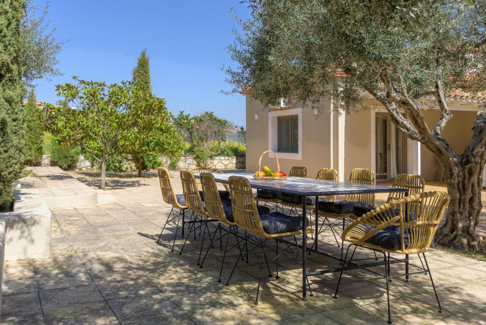 The Olive Grove Villas With Swimming Pool And Breakfast Арханес Экстерьер фото